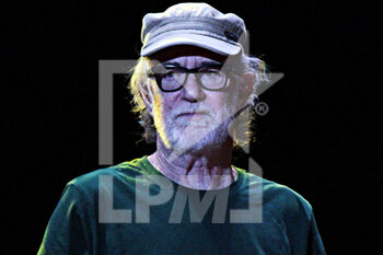 “DE GREGORI & BAND LIVE - GREATEST HITS” VICENZA - CONCERTS - ITALIAN SINGER AND ARTIST
