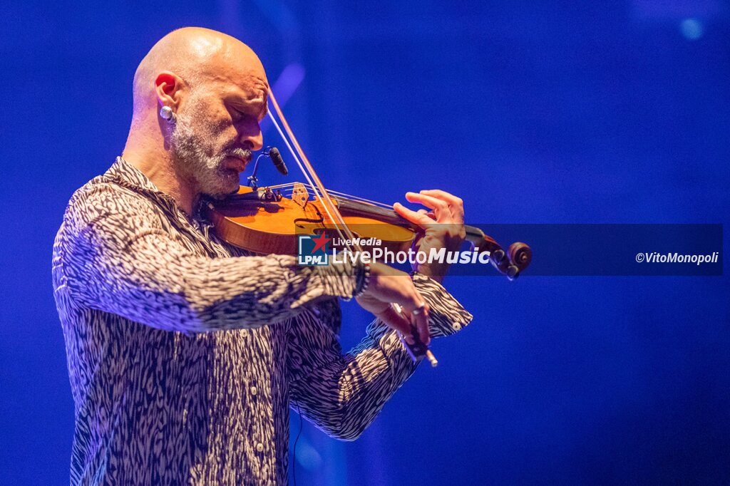 Alessandro Quarta 2et - NO LIMITS - SPETTACOLI TEATRALI - CANTANTI E ARTISTI ITALIANI