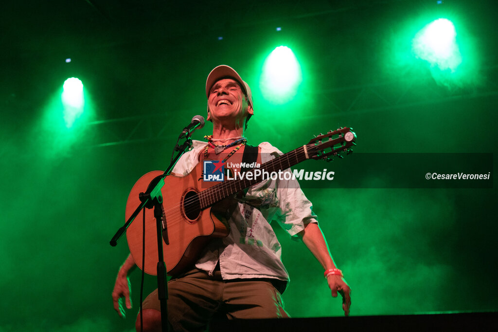 Manu Chao - CONCERTI - CANTANTI E ARTISTI STRANIERI