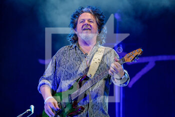 2022-07-25 - Steve Lukather - TOTO -DOGZ OF OZ TOUR - CONCERTS - MUSIC BAND