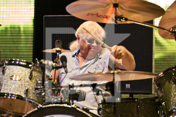 2022-07-02 - Ian Paice of Deep Purple, during The Woosh! Tour, 2th July, at Auditorium Parco della Musica, Rome, Italy - DEEP PURPLE - WOOSH! TOUR - CONCERTS - MUSIC BAND