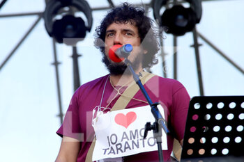 2022-05-01 - Andrea Rivera. - MAY 1ST IN TARANTO - CONCERTS - ITALIAN SINGER AND ARTIST