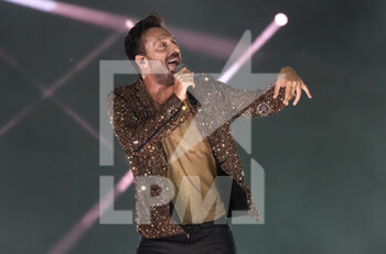 2022-07-02 - Italian singer Cesare Cremonini in concert at Imola racetrack park. July 2, 2022, Imola (Bologna), Italy - CESARE CREMONINI SUMMER TOUR 2022 - CONCERTS - ITALIAN SINGER AND ARTIST