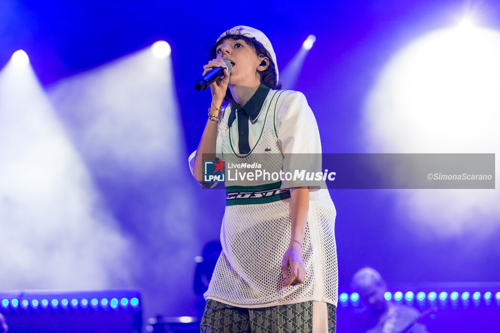 ARIETE SPECCHIO ITALIAN SINGER AND ARTIST CONCERTI