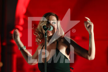 2022-07-29 - Irene Grandi-vocalist in concert - IRENE GRANDI .IO IN BLUES - CONCERTS - ITALIAN SINGER AND ARTIST