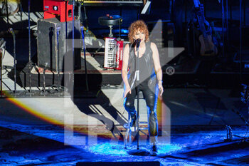 2022-08-19 - Fiorella Mannoia performing and singing on stage - FIORELLA MANNOIA - LA VERSIONE DI FIORELLA TOUR ESTATE - CONCERTS - ITALIAN SINGER AND ARTIST