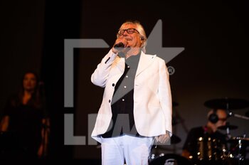 2022-08-23 - Nino D'Angelo - NINO D'ANGELO - IL POETA CHE NON SA PARLARE - CONCERTS - ITALIAN SINGER AND ARTIST
