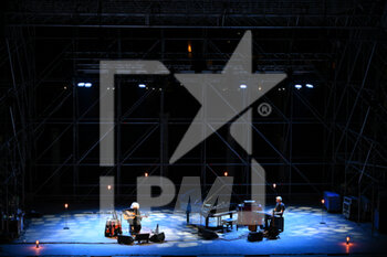 16/09/2022 - Angelo Branduardi during the concert Piano e Voce, at Teatro Antico Ostia Antica, 16th Rome 2022, Italy - ANGELO BRANDUARDI PIANO E VOCE - CONCERTI - CANTANTI E ARTISTI ITALIANI