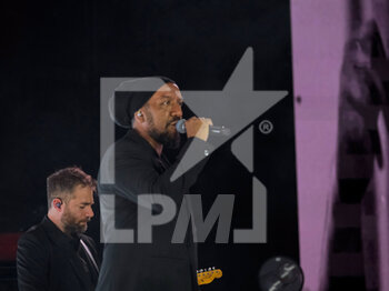 2022-10-02 - Moris Pradella - MENGONI LIVE 2022 - CONCERTS - ITALIAN SINGER AND ARTIST