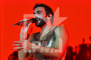 Marco Mengoni live 2022 - CONCERTS - ITALIAN SINGER AND ARTIST