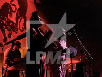 2022-07-04 - Black Pumas - BLACK PUMAS - RUMORS FESTIVAL - - CONCERTS - SINGER AND ARTIST