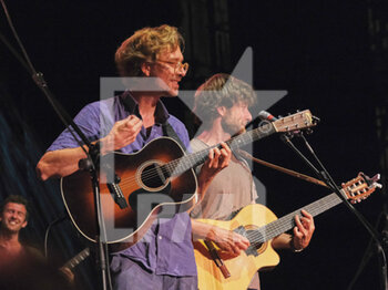 KINGS OF CONVENIENCE - RUMORS FESTIVAL  - CONCERTS - SINGER AND ARTIST