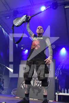 2022-06-21 - Agnostic Front - Vinnie Stigma - THE RUMJACKS AND AGNOSTIC FRONT OPENING BAD RELIGION - CONCERTS - SINGER AND ARTIST