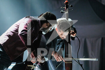 2022-09-22 - The 2Cellos - Luka Sulic - Stjepan Hauser - 2CELLOS - WORLD TOUR  - CONCERTS - SINGER AND ARTIST