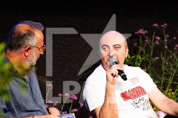 24/06/2022 - Massimo Roccaforte, Gianluca Morozzi - PASSAGGI FESTIVAL 2022 - INTERVISTE - FESTIVAL