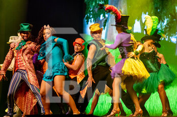 Circus-Theatre Elysium in Alice In Wonderland - TEATRO - SPETTACOLI
