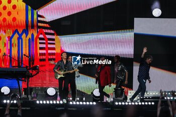 2023-07-06 - Pooh performs live on stage during AMICI X SEMPRE LIVE 2023 at  San Siro Stadium on July 06, 2023 in Milan, Italy - POOH - AMICI X SEMPRE LIVE 2023 - CONCERTS - ITALIAN MUSIC BAND