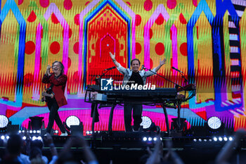 2023-07-06 - Fachinetti Camillo Lorenzo Ferdinando known professionally as Roby Facchinetti (R) and Canzian Bruno known professionally as Red Canzian (L) of Pooh performs live on stage during AMICI X SEMPRE LIVE 2023 at  San Siro Stadium on July 06, 2023 in Milan, Italy - POOH - AMICI X SEMPRE LIVE 2023 - CONCERTS - ITALIAN MUSIC BAND