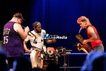 2023-07-13 - Too Many Zooz perform live - TOO MANY ZOOZ - CONCERTS - MUSIC BAND