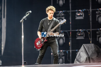 2023-07-22 - Mike Kerr (Royal Blood) - ROYAL BLOOD - OPENING MUSE - CONCERTS - MUSIC BAND