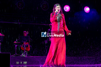 2023-06-04 - The Italian songwriter Elisa Toffoli, as know with Elisa stage name during his live performs at Arena di Verona for his An Intimate Night - Two Nights only, on June 4, 2023 in Verona, Italy. - ELISA WITH DURDUST - AN INTIMATE ARENA - CONCERTS - ITALIAN SINGER AND ARTIST