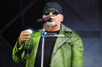 2023-06-06 - Italian singer Vasco Rossi performing on stage during his Live Kom 2023 at Dall'Ara stadium, Bologna, Italy, June 06, 2023 - VASCO ROSSI - VASCO LIVE 2023 - CONCERTS - ITALIAN SINGER AND ARTIST