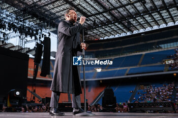2023-06-18 - Tiziano Ferro performs live on stage during TZN2023 Tour at  San Siro Stadium on June 18, 2023 in Milan, Italy - TIZIANO FERRO | TZN2023 - CONCERTS - ITALIAN SINGER AND ARTIST