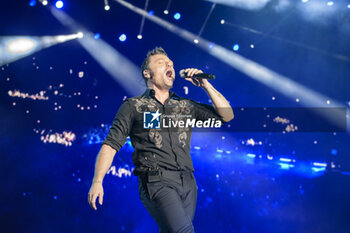 2023-06-25 - Tiziano Ferro performs at live concert of TZN Tour 2023 on June 25, 2023 at Stadio Olimpico in Rome, Italy - TIZIANO FERRO - TZN 2023 - CONCERTS - ITALIAN SINGER AND ARTIST