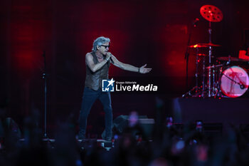 2023-07-05 - Luciano Ligabue performs live on stage during STADI 2023 at  San Siro Stadium on July 05, 2023 in Milan, Italy - LUCIANO LIGABUE - STADI 2023 - CONCERTS - ITALIAN SINGER AND ARTIST