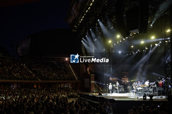 2023-07-25 - Daniele Silvestri performs during the live concert at Rome Summer Fest on July 25, 2023 at Auditorium Parco della Musica in Rome, Italy - DANIELE SILVESTRI - ESTATE X TOUR - CONCERTS - ITALIAN SINGER AND ARTIST