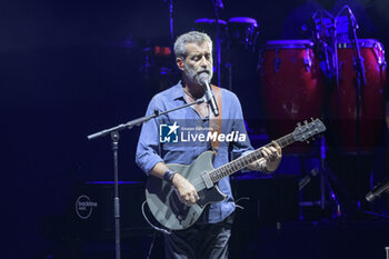 2023-07-25 - Daniele Silvestri during the live concert at Rome Summer Fest on July 25, 2023 at Auditorium Parco della Musica in Rome, Italy - DANIELE SILVESTRI - ESTATE X TOUR - CONCERTS - ITALIAN SINGER AND ARTIST