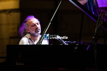 2023-07-25 - Stefano Bollani - STEFANO BOLLANI - PIANO SOLO - CONCERTS - ITALIAN SINGER AND ARTIST