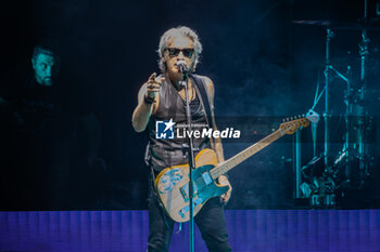 2023-10-10 - Ligabue, stage name of Luciano Riccardo Ligabue during his live performs at Arena di Verona for the first date on new tour “Dedicato a Noi” on October 10, 2023, Verona, Italy. - LIGABUE - DEDICATO A NOI - CONCERTS - ITALIAN SINGER AND ARTIST