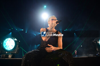 2023-11-18 - Italian singer Mr. Rain perform during last live show of 