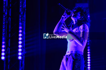 2023-11-23 - Itaian singer and rapper Madame performing on stage during her 2023 tour at T.E.A. Teatro Europauditorium, Bologna, Italy, November 23, 2023 - photo Michele Nucci - MADAME TOUR 2023 - CONCERTS - ITALIAN SINGER AND ARTIST