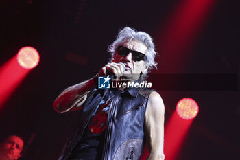 2023-11-30 - Luciano Ligabue at the “Dedicato a noi” Indoor Tour 2023 in Messina - LIGABUE DEDICATO A NOI _ INDOOR TOUR 2023 - CONCERTS - ITALIAN SINGER AND ARTIST