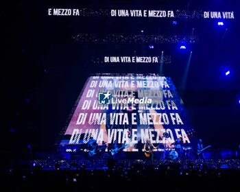 2023-12-04 - Ligabue - LIGABUE - INDOOR TOUR 2023 - DEDICATO A NOI - CONCERTS - ITALIAN SINGER AND ARTIST