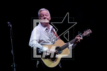 Tommy Emmanuel with Special Guest Mike Dawes - CONCERTI - CANTANTI E ARTISTI STRANIERI