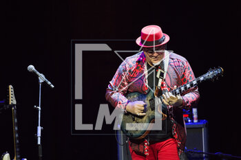 31/03/2023 - Australian jazz/fusion guitarist Frank Gambale during the Frank Gambale & All Stars Band concert in Rome, Italy on March 31, 2023 - FRANK GAMBALE & ALL STARS BAND - CONCERT - CONCERTI - CANTANTI E ARTISTI STRANIERI