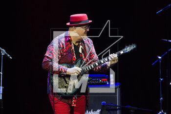 31/03/2023 - Australian jazz/fusion guitarist Frank Gambale during the Frank Gambale & All Stars Band concert in Rome, Italy on March 31, 2023 - FRANK GAMBALE & ALL STARS BAND - CONCERT - CONCERTI - CANTANTI E ARTISTI STRANIERI