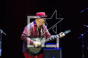 31/03/2023 - Australian jazz/fusion guitarist Frank Gambale during the Frank Gambale & All Stars Band concert in Rome, Italy on March 31, 2023 - FRANK GAMBALE & ALL STARS BAND - CONCERT - CONCERTI - CANTANTI E ARTISTI STRANIERI