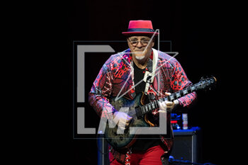 31/03/2023 - Australian jazz/fusion guitarist Frank Gambale during the Frank Gambale & All Stars Band concert in Rome, Italy on March 31, 2023 - FRANK GAMBALE & ALL STARS BAND - CONCERT - CONCERTI - CANTANTI E ARTISTI STRANIERI