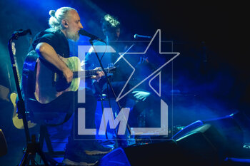 2023-04-17 - The British musician Fink (Fin Greenall) during the concert 