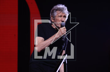 2023-04-28 - Roger Waters, bassist, songwriter and former member of the rock band Pink Floyd performing on stage in Bologna, April 28, 2023, Italy, during his european tour. Photo Michele Nucci - ROGER WATERS - FAREWELL TOUR - CONCERTS - SINGER AND ARTIST