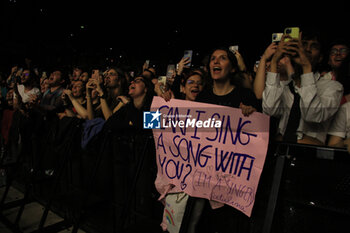 2023-05-20 - Fans of Sam Smith at Unipol Arena in Bologna, during his tour “GLORIA, The Tour” at Unipol Arena, Casalecchio, Bologna, May, 20, 2023. Photo: Michele Nucci - SAM SMITH - GLORIA THE TOUR - CONCERTS - SINGER AND ARTIST