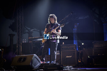 2023-07-08 - Steve Hackett performs during the concert 'Genesis Revisited' on July 8, 2023 at Teatro Romano Ostia Antica in Rome, Italy - STEVE HACKETT - GENESIS REVISITED - CONCERTS - SINGER AND ARTIST
