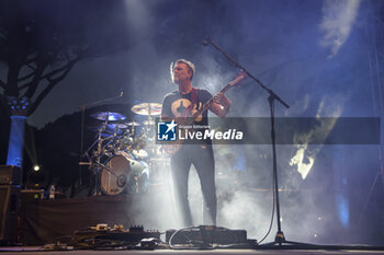 2023-07-08 - Jonas Reingold performs during the concert 'Steve Hackett Genesis Revisited' on July 8, 2023 at Teatro Romano Ostia Antica in Rome, Italy - STEVE HACKETT - GENESIS REVISITED - CONCERTS - SINGER AND ARTIST