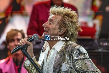 Multitudinario concierto del mitico cantante Rod Stewart en el Starlite de Marbella - CONCERTS - SINGER AND ARTIST