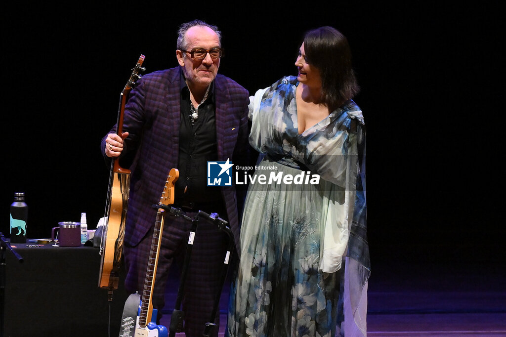 Carmen Consoli & Elvis Costello - CONCERTI - CANTANTI E ARTISTI STRANIERI