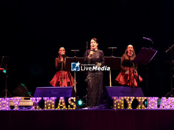 2023-12-01 - Alexia - Alessia Aquilani - ALEXIA (ALESSIA AQUILANI) - MY XMAS - CONCERTS - SINGER AND ARTIST